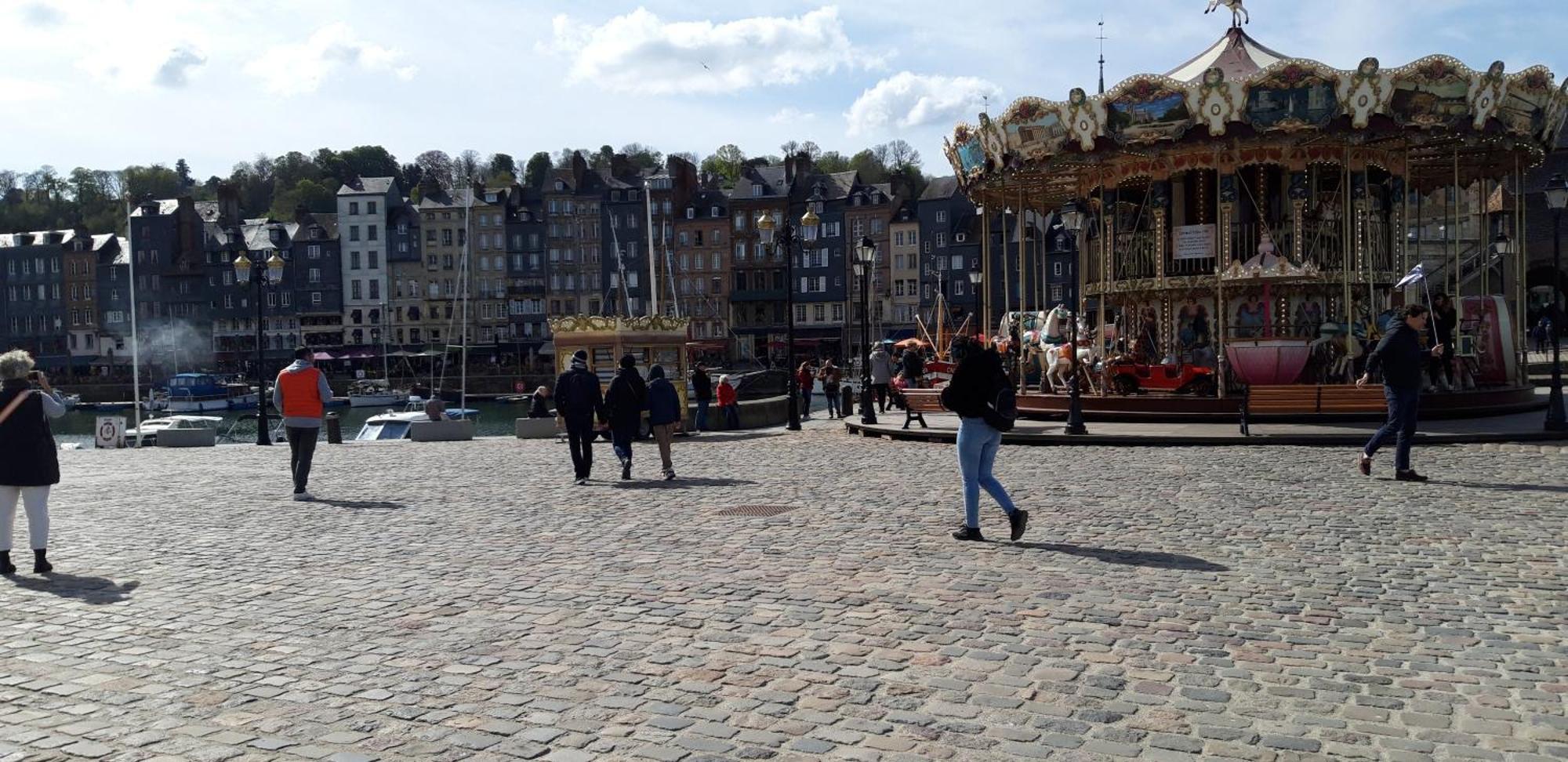 Le Petit Honfleur Apartment ภายนอก รูปภาพ